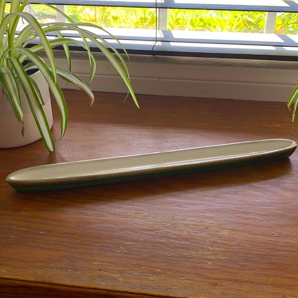 Ceramic Olive Server - Picture 1 of 6